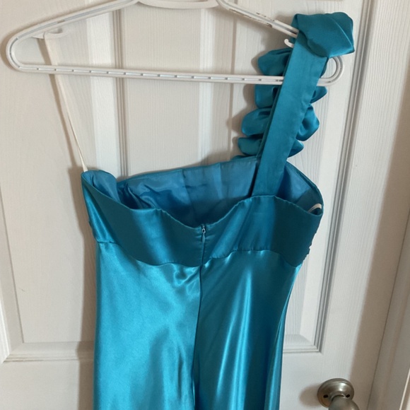 Beautiful Fiesta Gown, Blue, Medium - Picture 8 of 15
